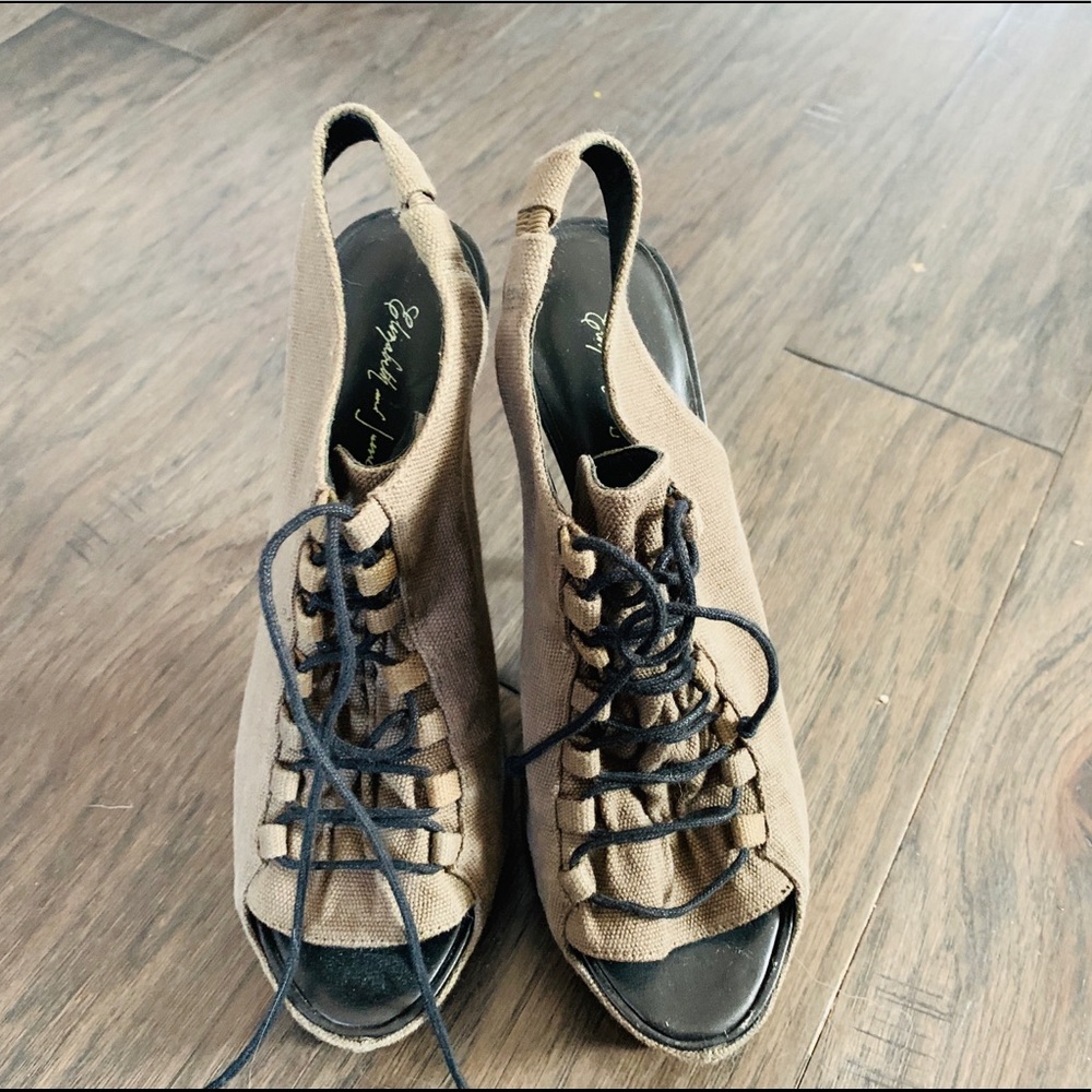 Elizabeth and James NEW EMargo Khaki Fab Green 8.5